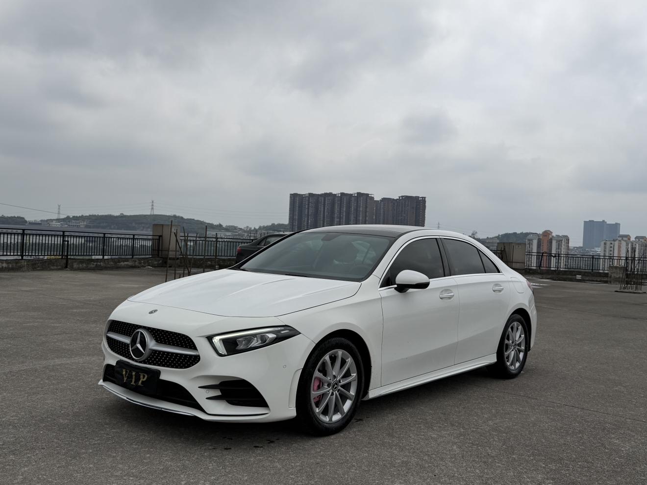 Mercedes-Benz A-Class 2020 thumb 10
