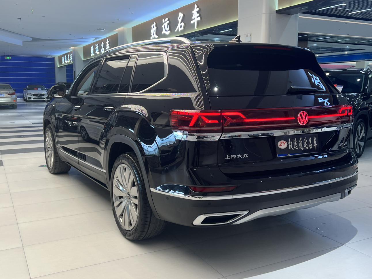 Volkswagen Teramont 2023 thumb 2