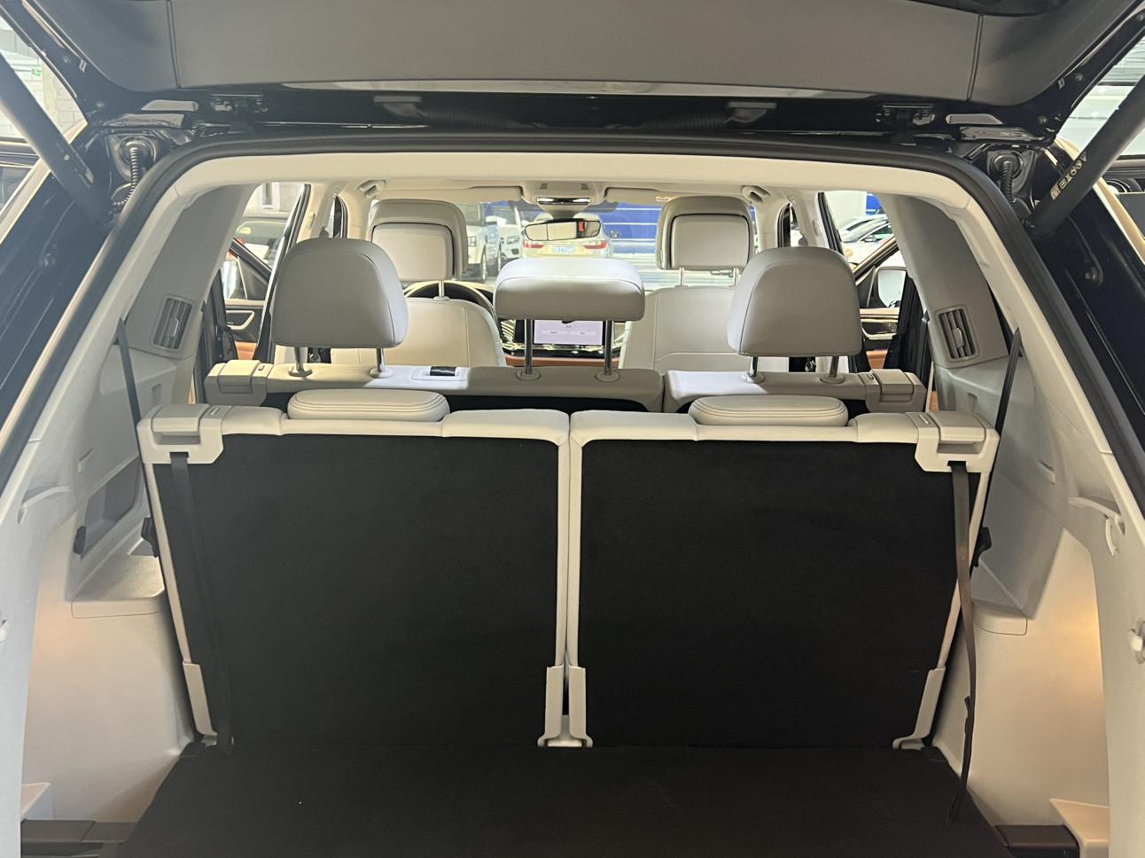 Volkswagen Teramont 2023 thumb 11