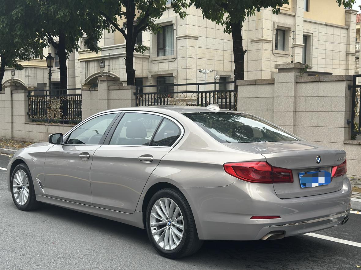 BMW 5 серии 2019 thumb 2