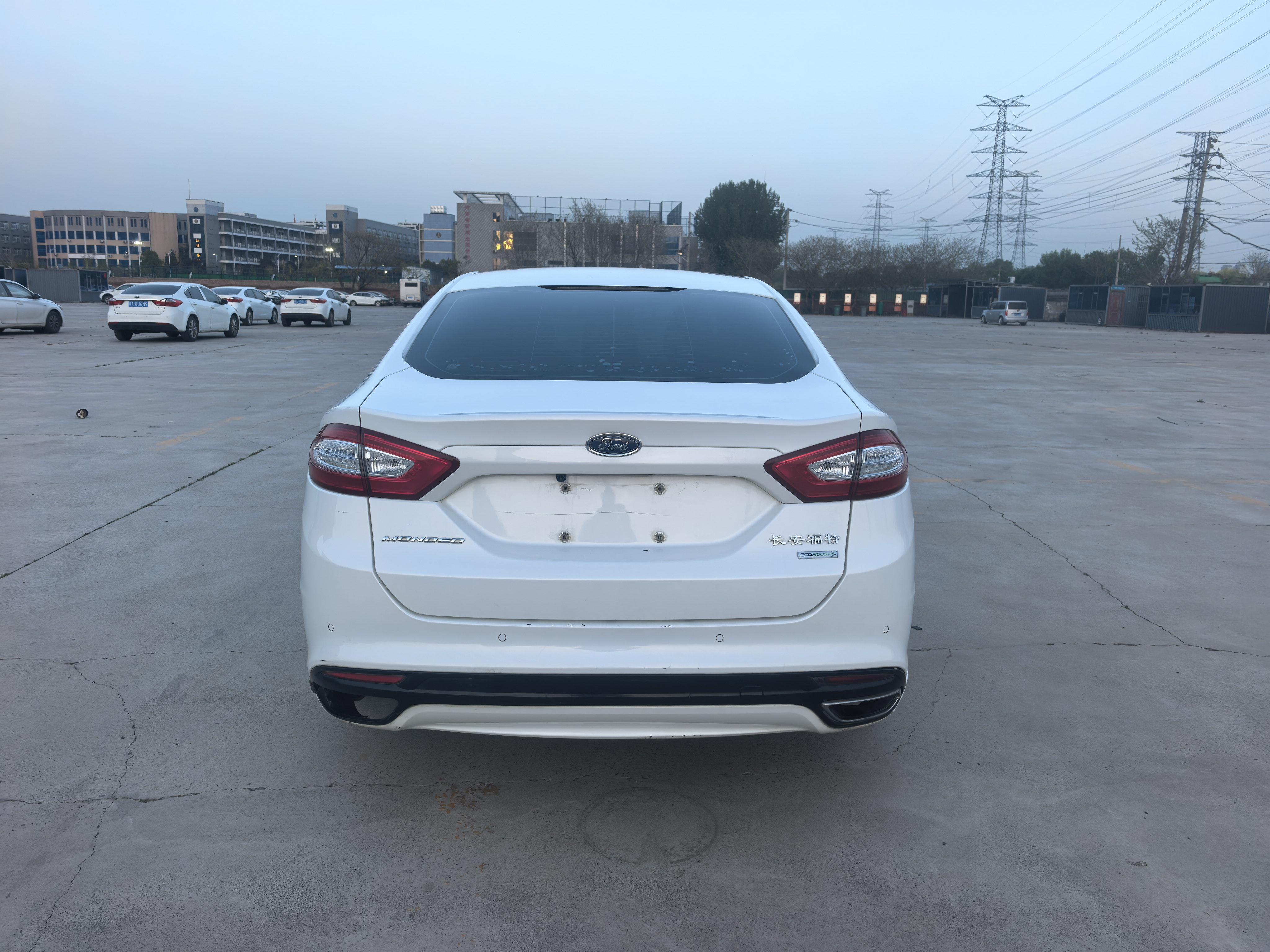 Ford Mondeo 2013 thumb 3