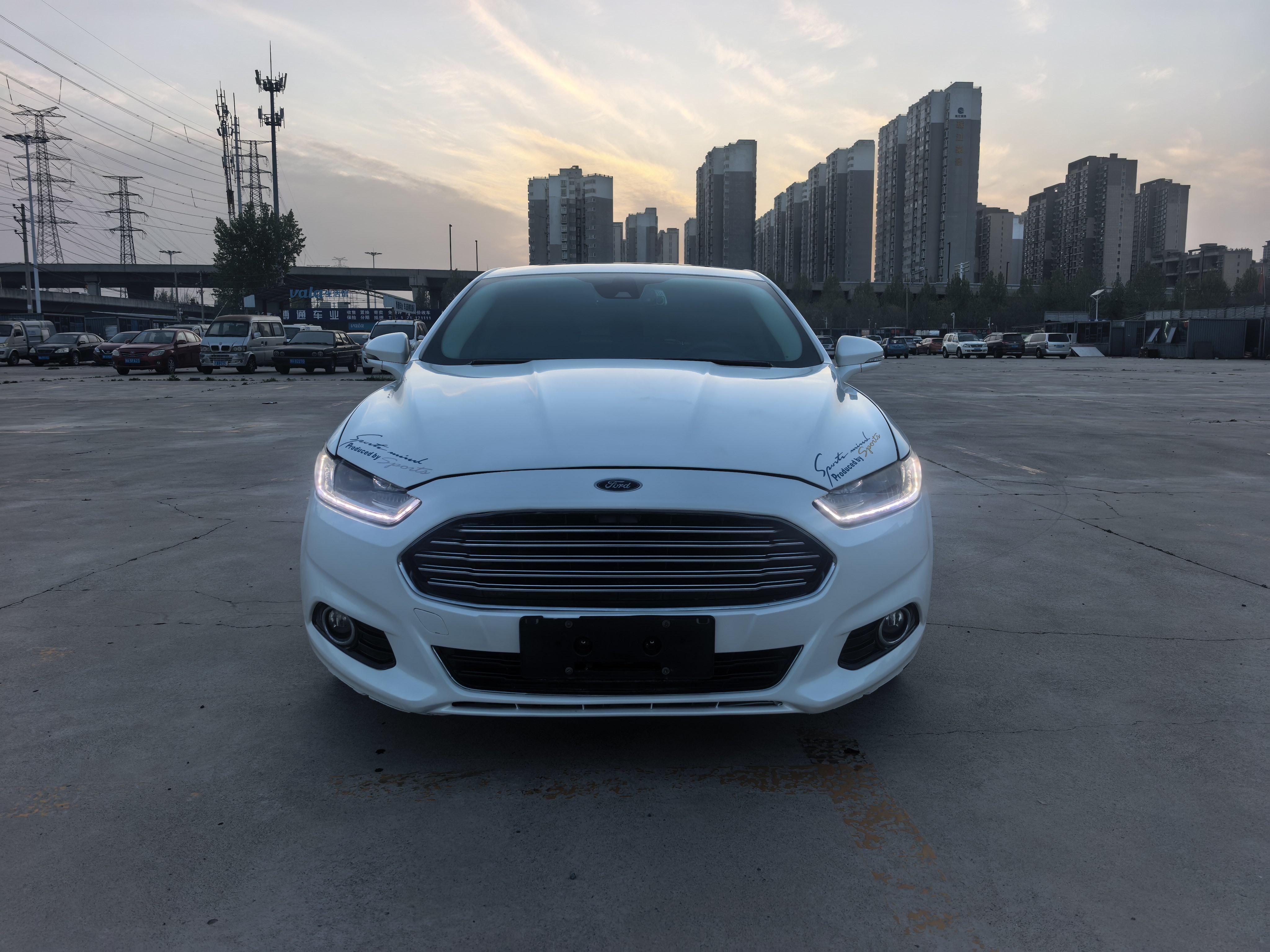 Ford Mondeo 2013 thumb 9