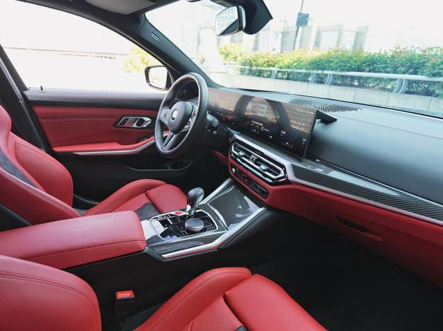 BMW M3 2023 thumb 4