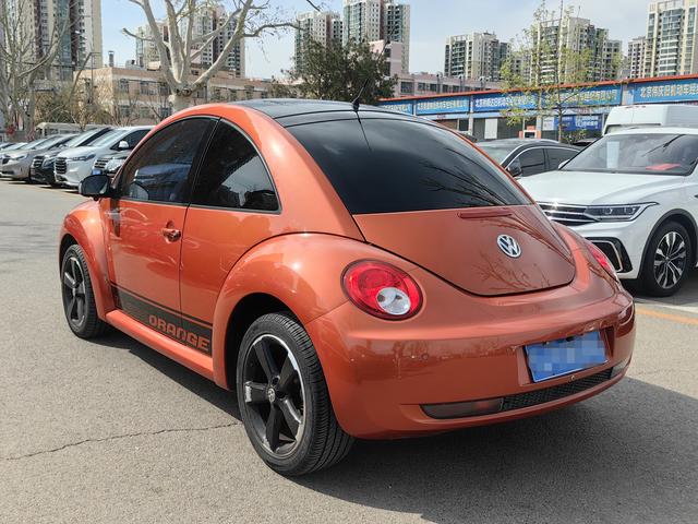 Volkswagen Beetle 2010 thumb 3