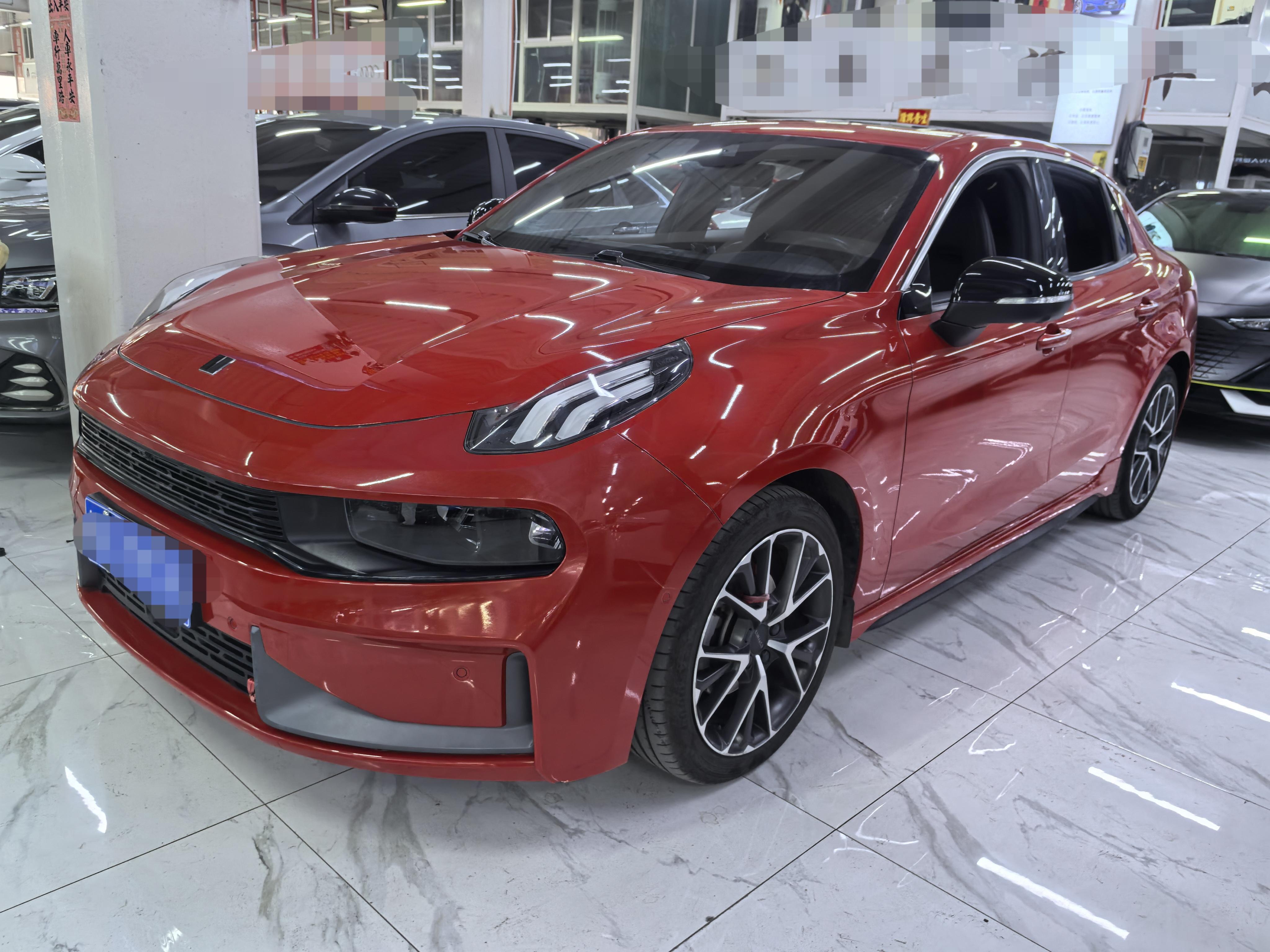 Lynk & Co 03 2019 thumb 10