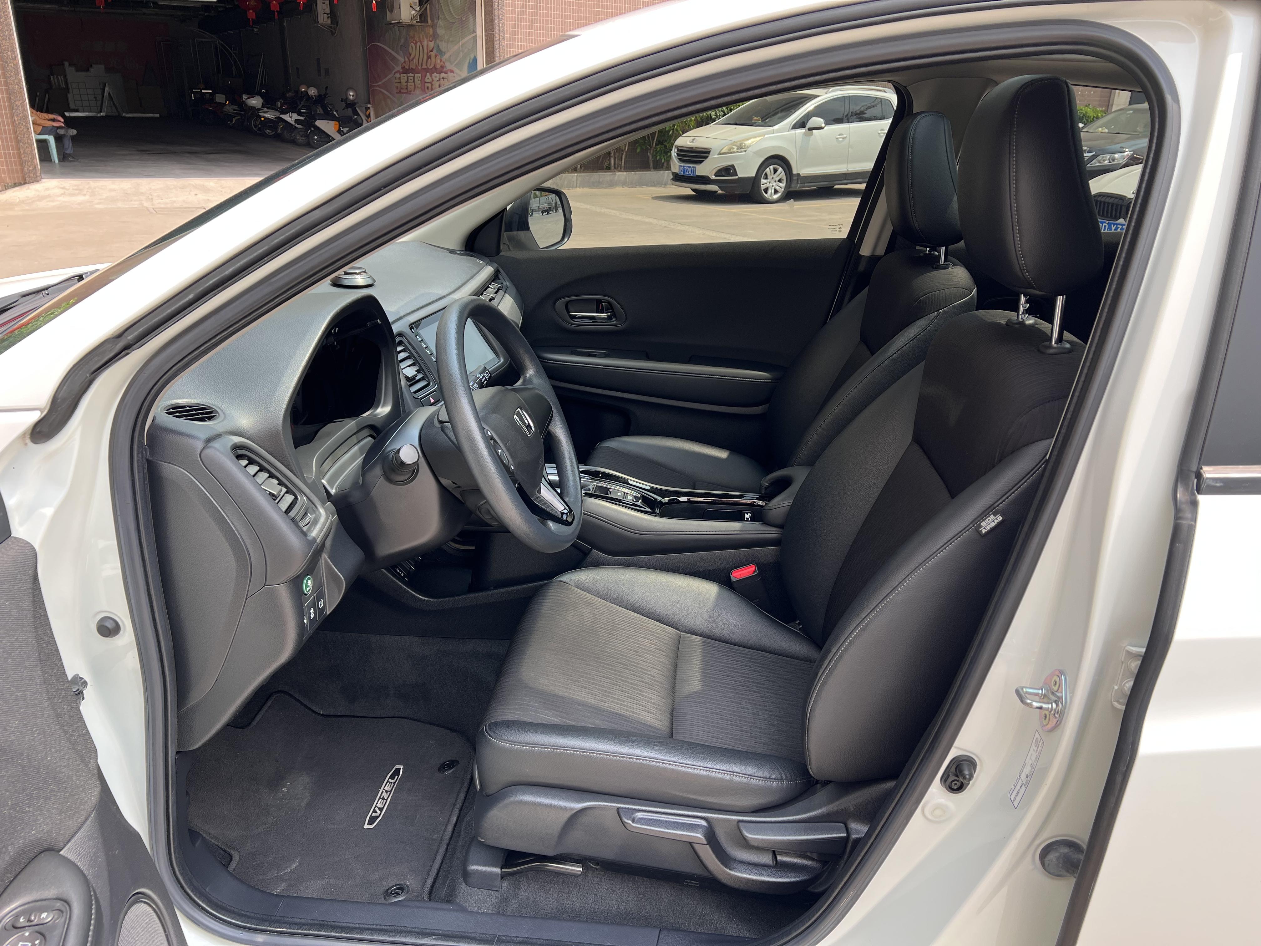 Honda Vezel 2020 thumb 6