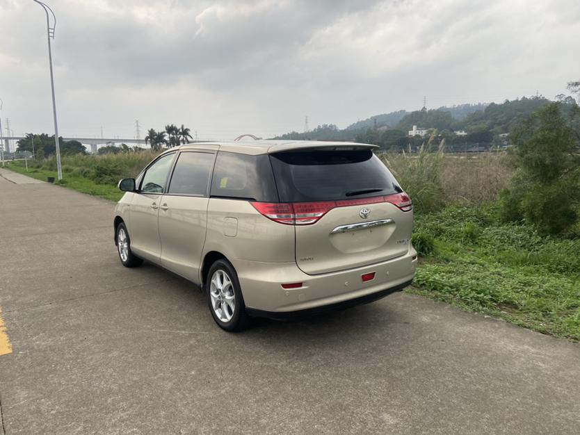 Toyota Previa 2006 thumb 2