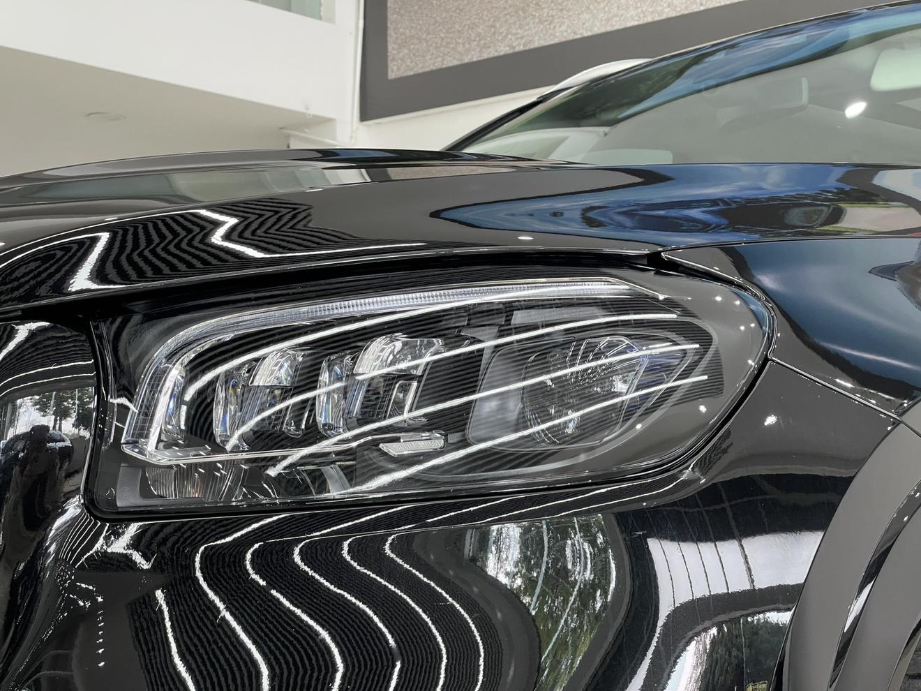 Mercedes-Benz GLS 2023 thumb 5