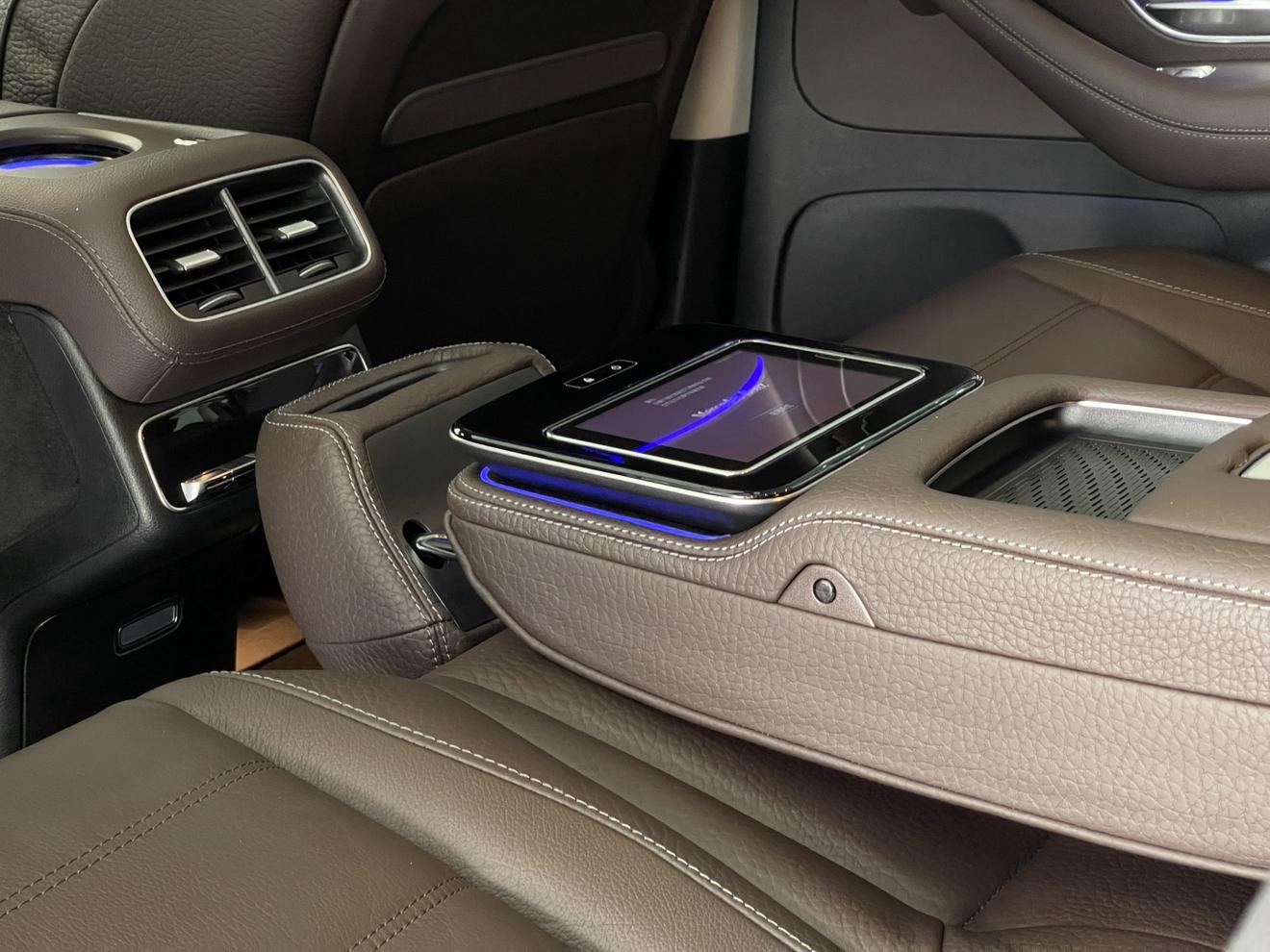 Mercedes-Benz GLS 2023 thumb 9
