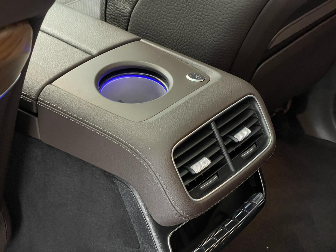 Mercedes-Benz GLS 2023 thumb 10