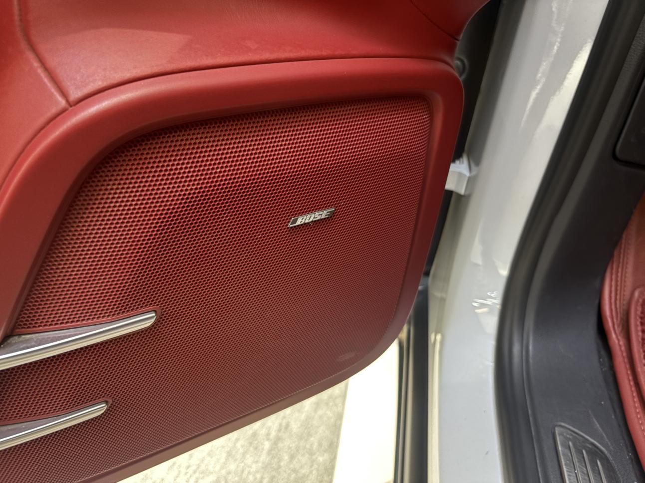 Porsche Cayenne 2015 thumb 12