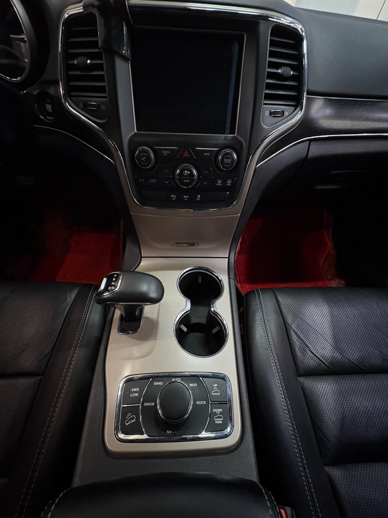 Jeep Grand Cherokee 2015 thumb 3