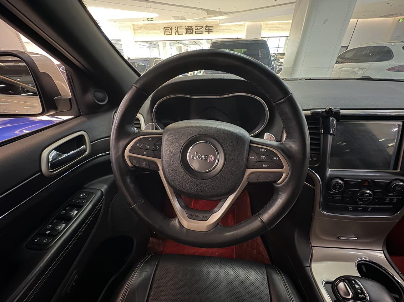 Jeep Grand Cherokee 2015 thumb 5