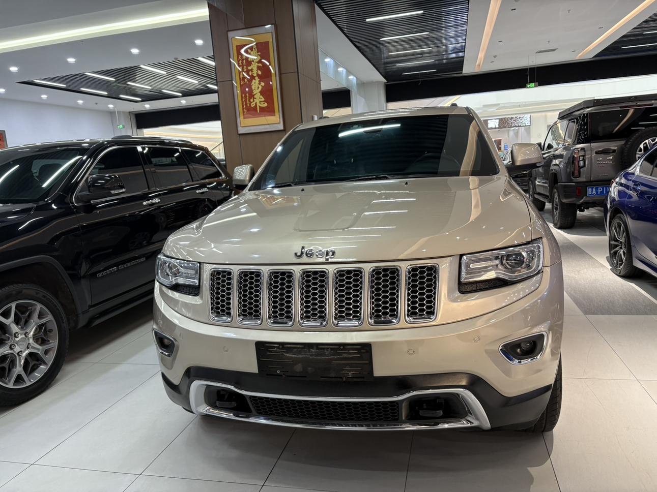 Jeep Grand Cherokee 2015 thumb 9