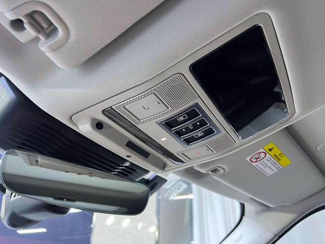 Land Rover Discovery 2024 thumb 7