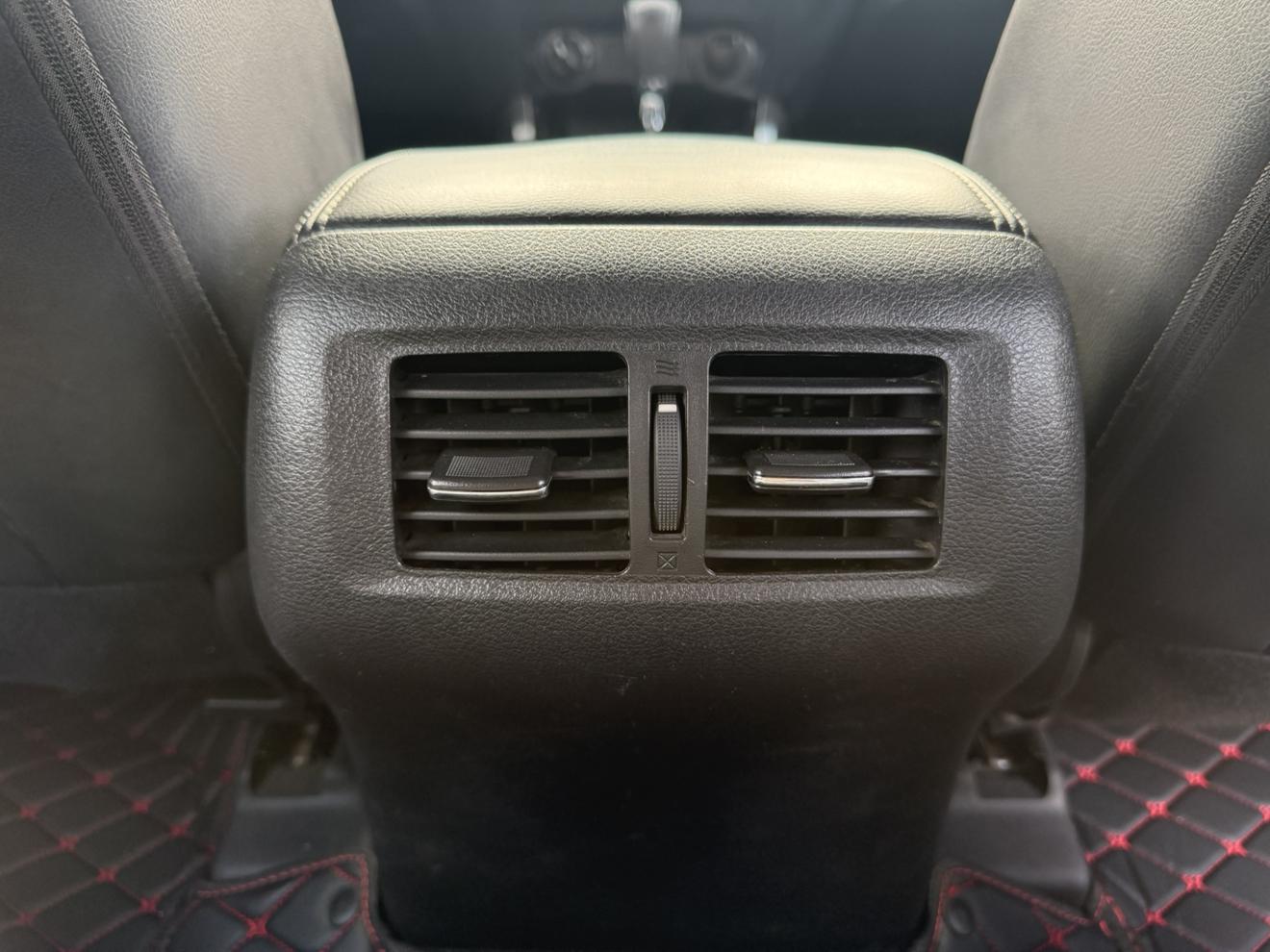 Nissan Navara 2021 thumb 11