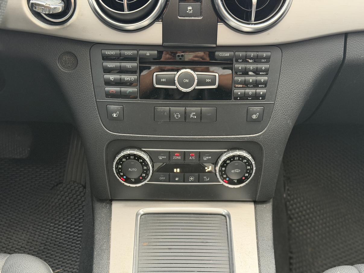 Mercedes-Benz GLK 2013 thumb 8