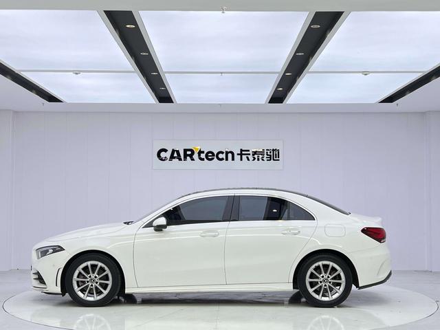 Mercedes-Benz A-Класс 2020 thumb 2