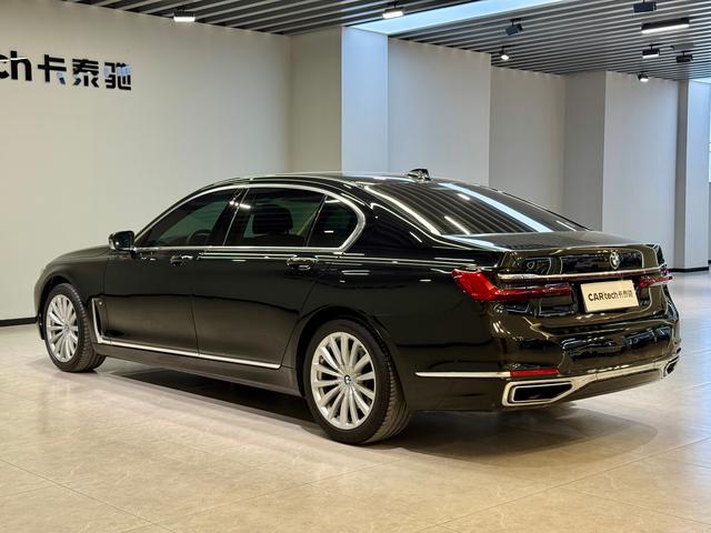 BMW 7 серии 2019 thumb 3