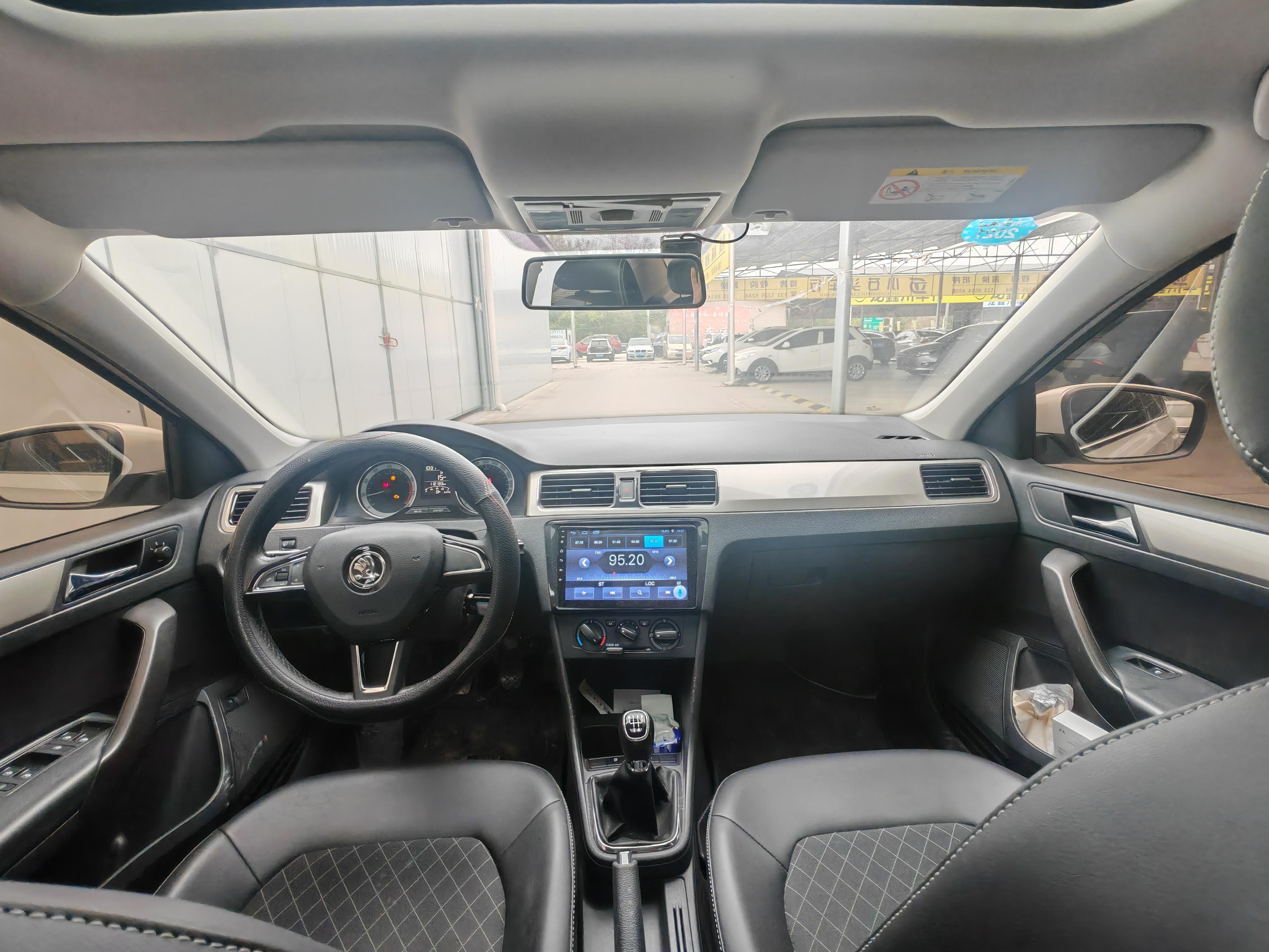Skoda Xin Rui 2019 thumb 5