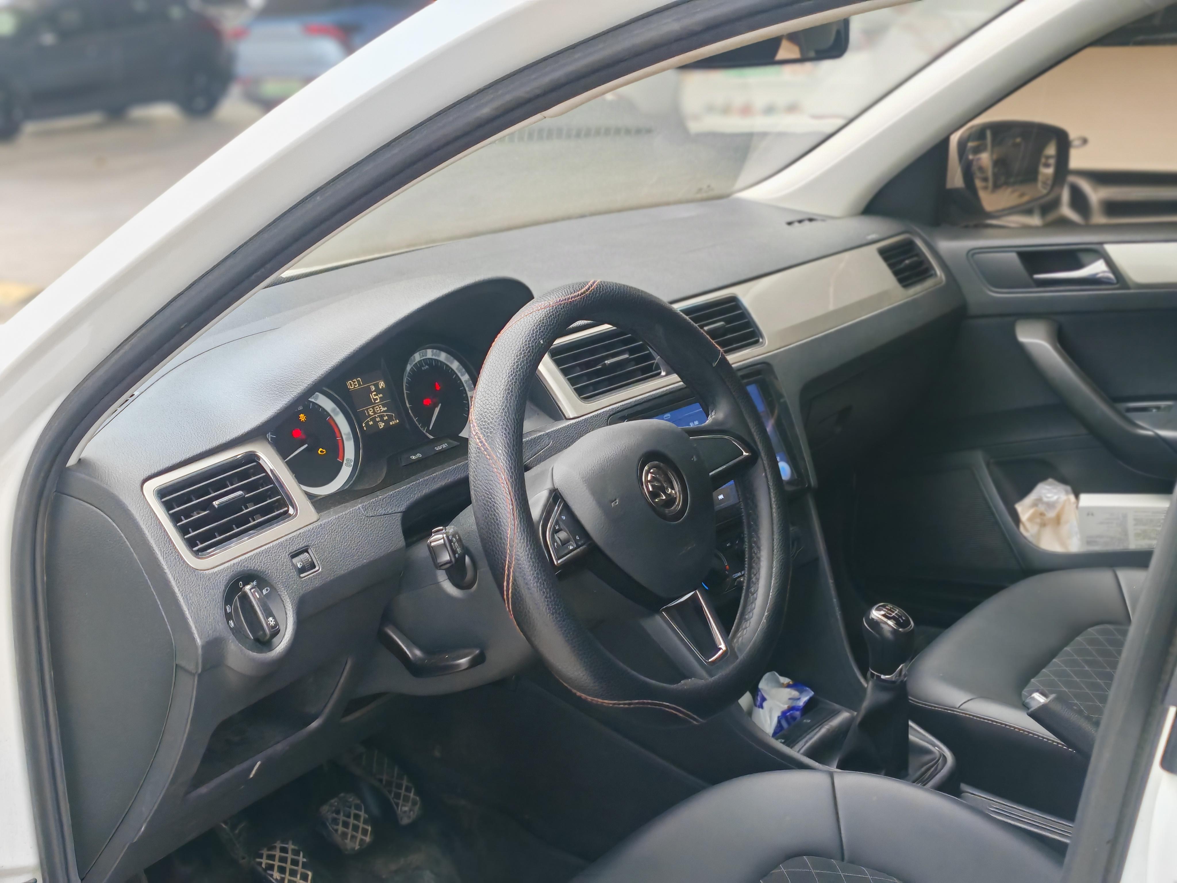 Skoda Xin Rui 2019 thumb 6