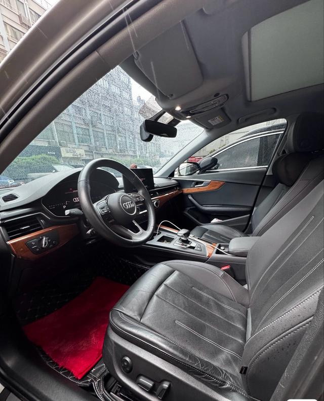 Audi A4 2020 thumb 3
