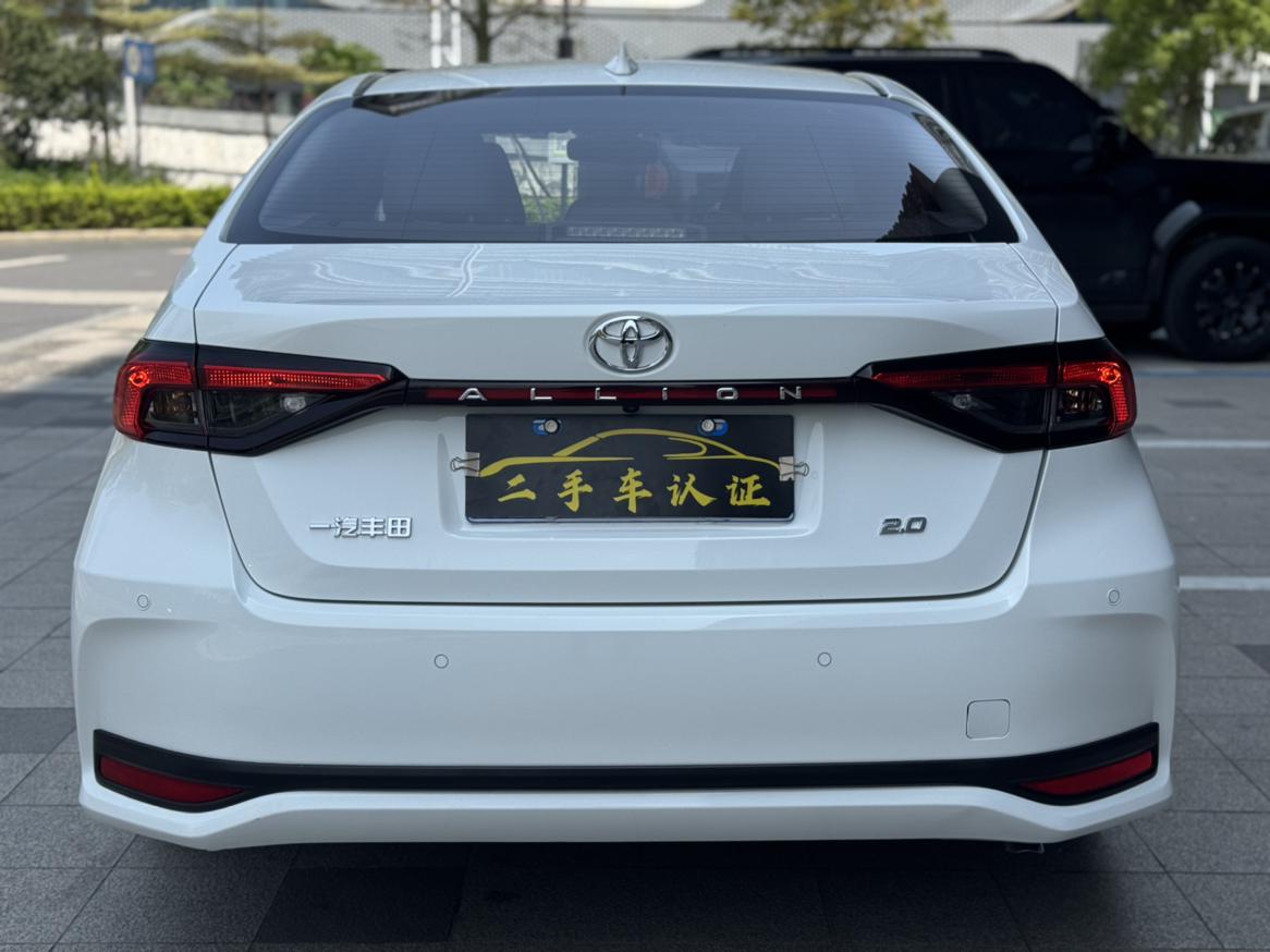 Toyota Crown 2021 thumb 3