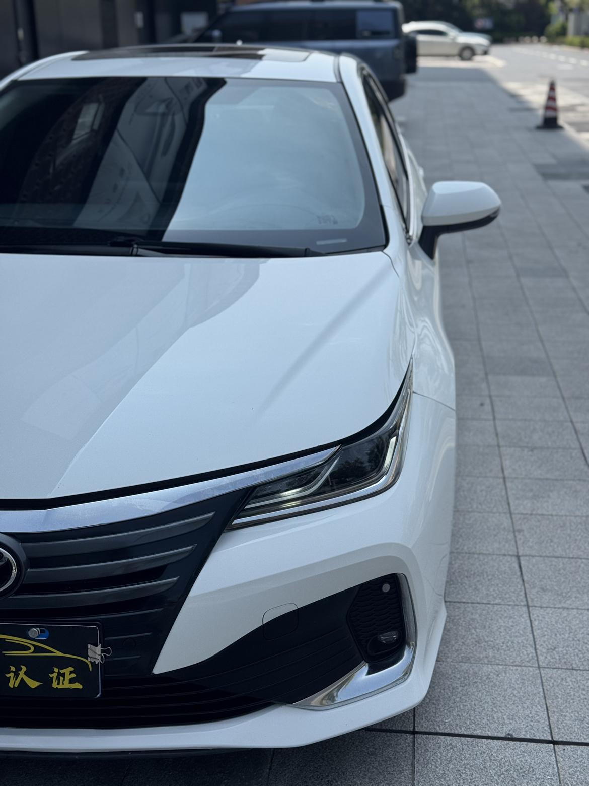 Toyota Crown 2021 thumb 5