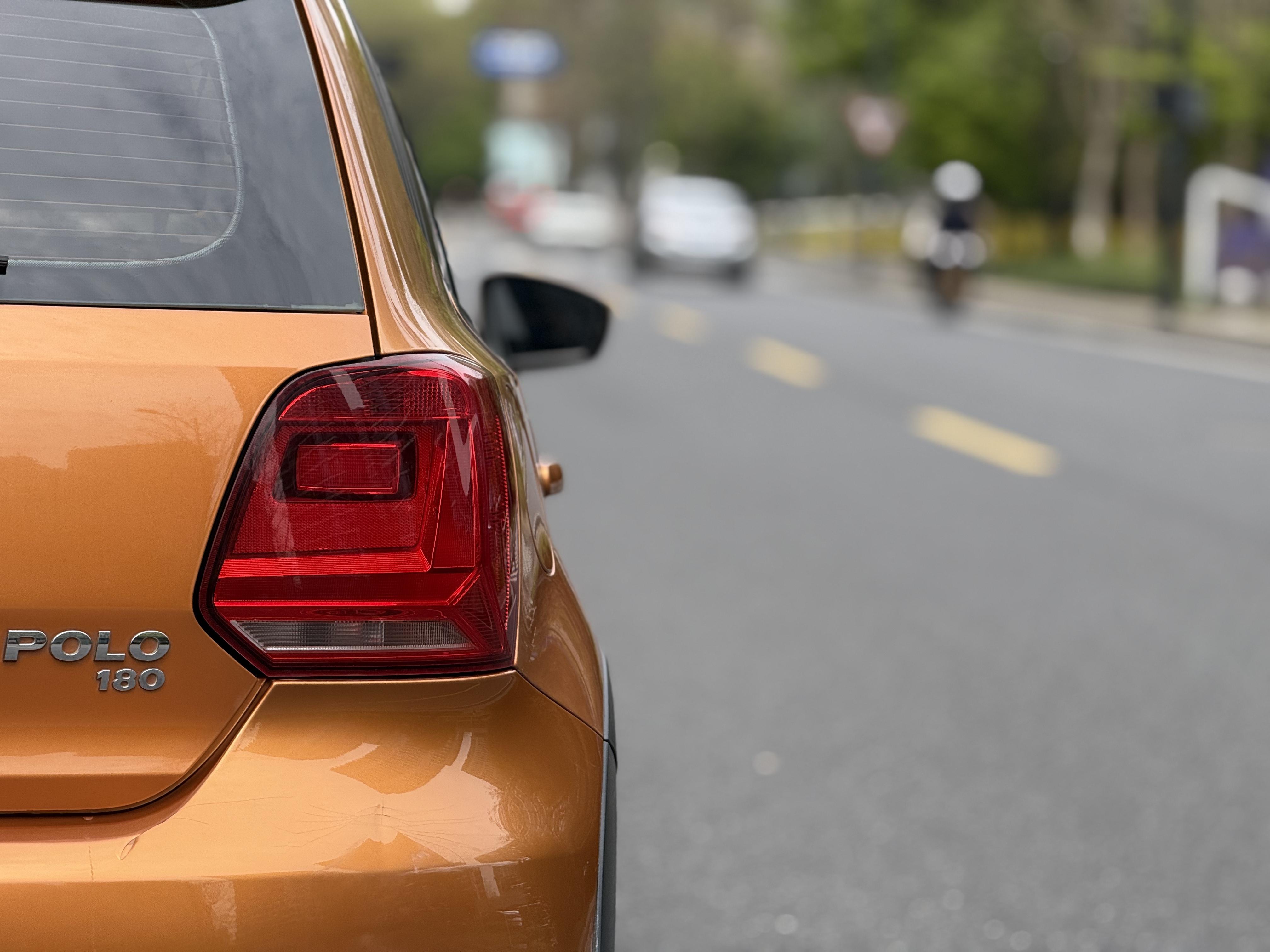 Volkswagen Polo 2016 thumb 7
