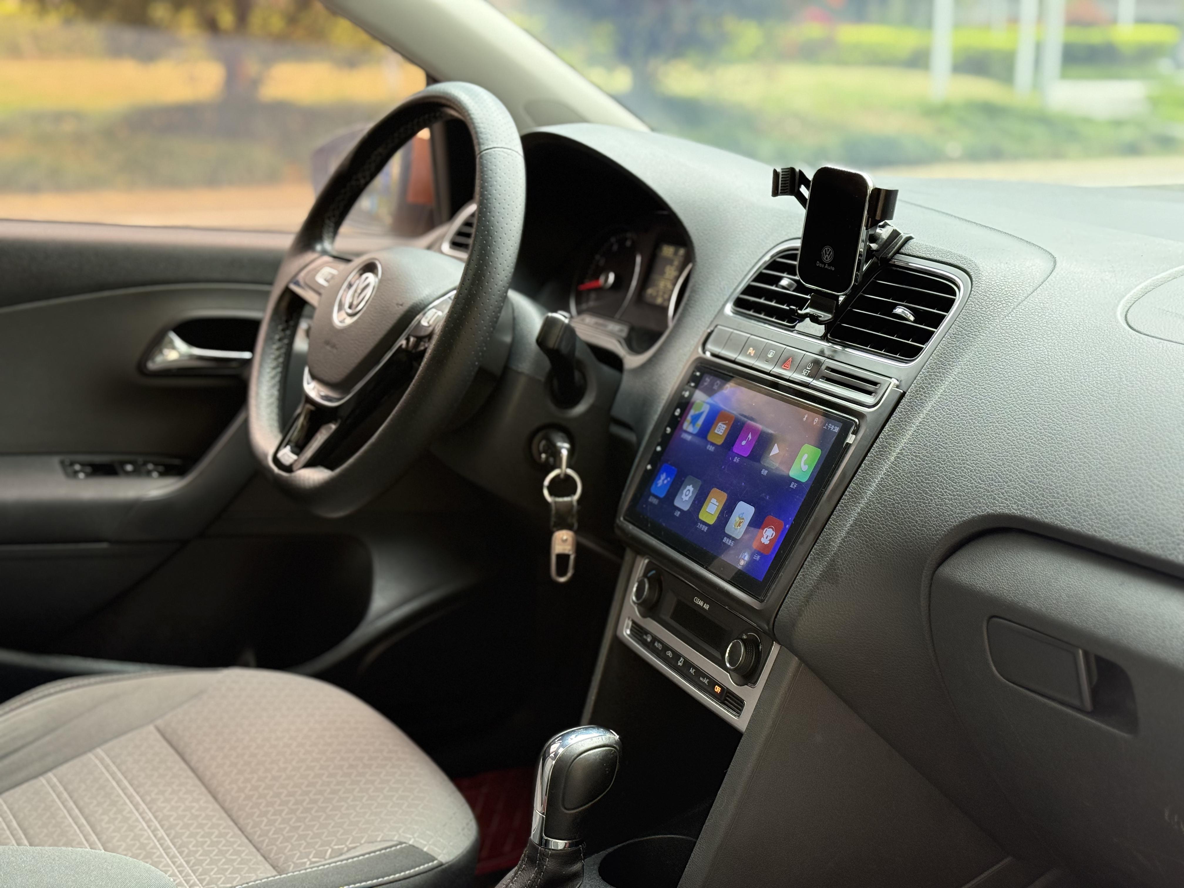 Volkswagen Polo 2016 thumb 10