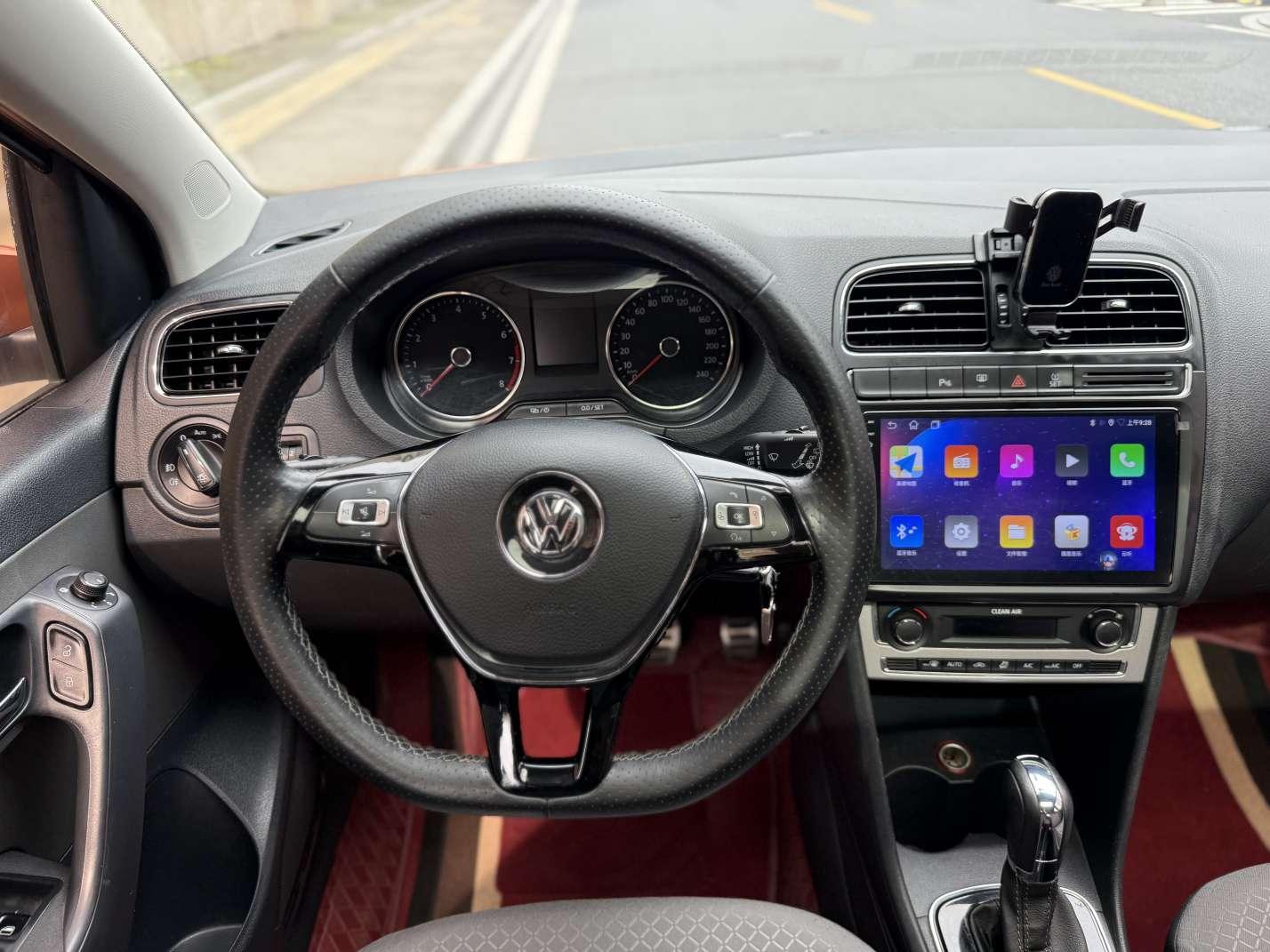 Volkswagen Polo 2016 thumb 11