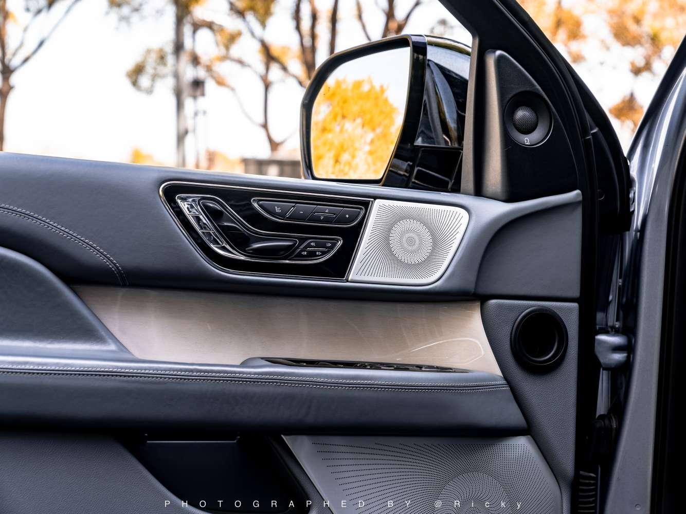Lincoln Nautilus 2020 thumb 5