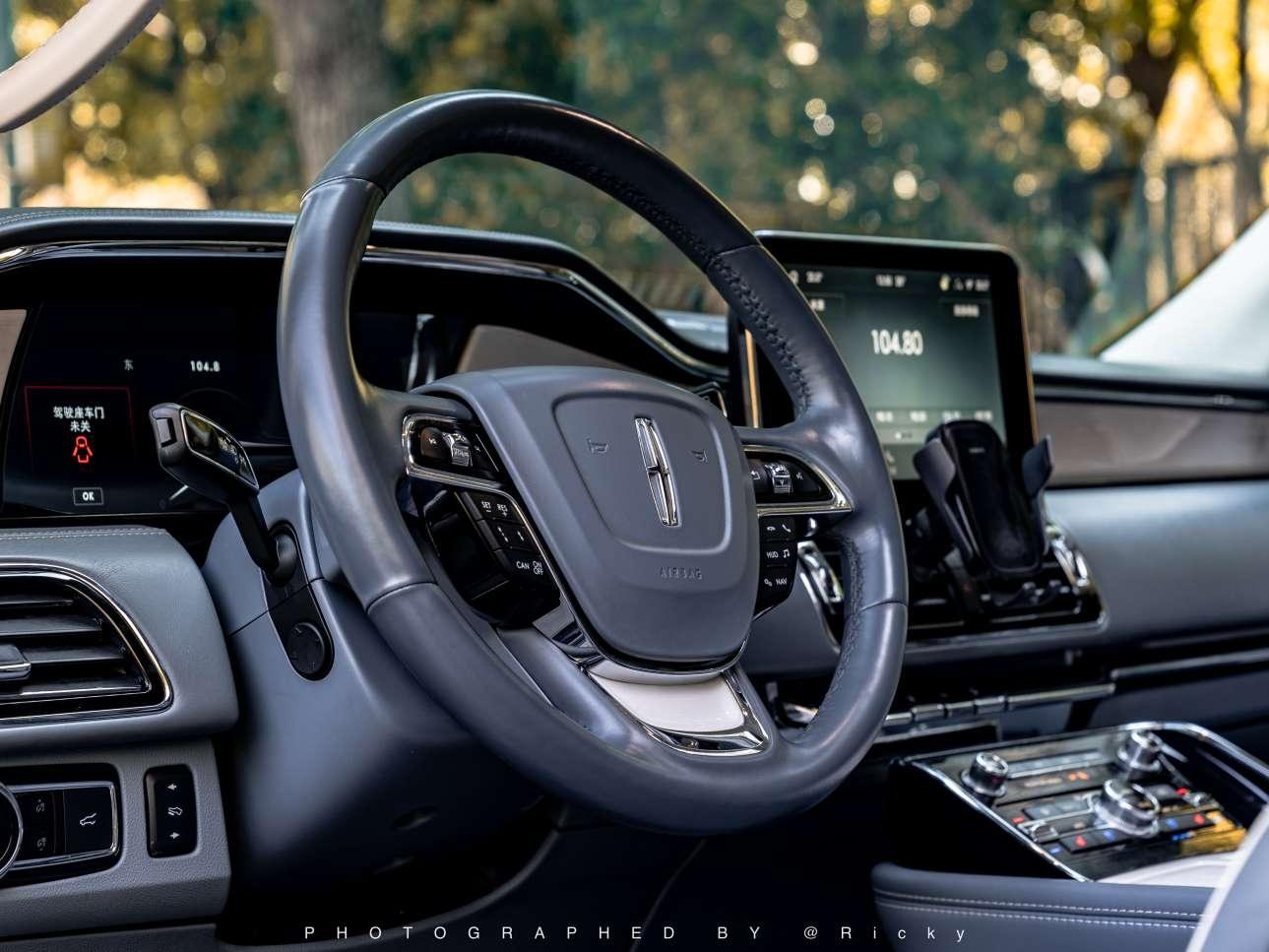 Lincoln Nautilus 2020 thumb 8