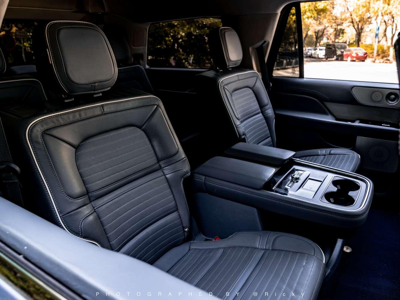Lincoln Nautilus 2020 thumb 12