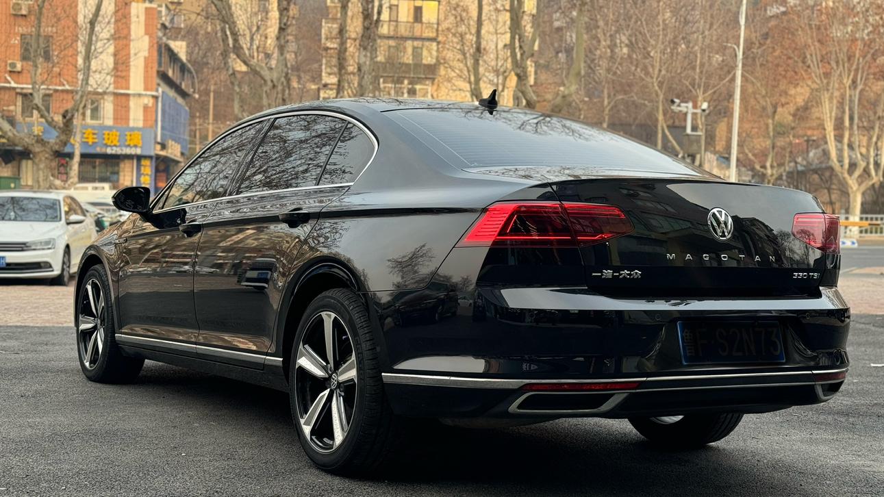 Volkswagen Magotan 2020 thumb 2