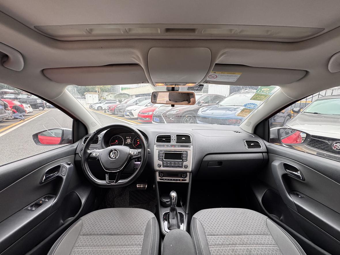 Volkswagen Polo 2014 thumb 4