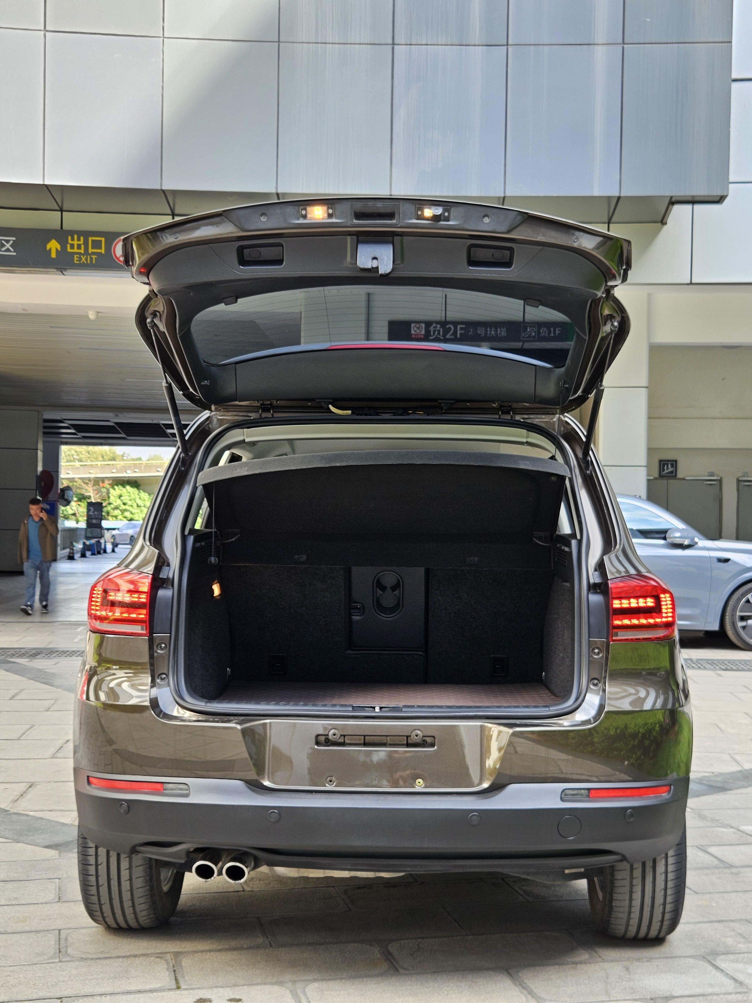 Volkswagen Tiguan 2013 thumb 5