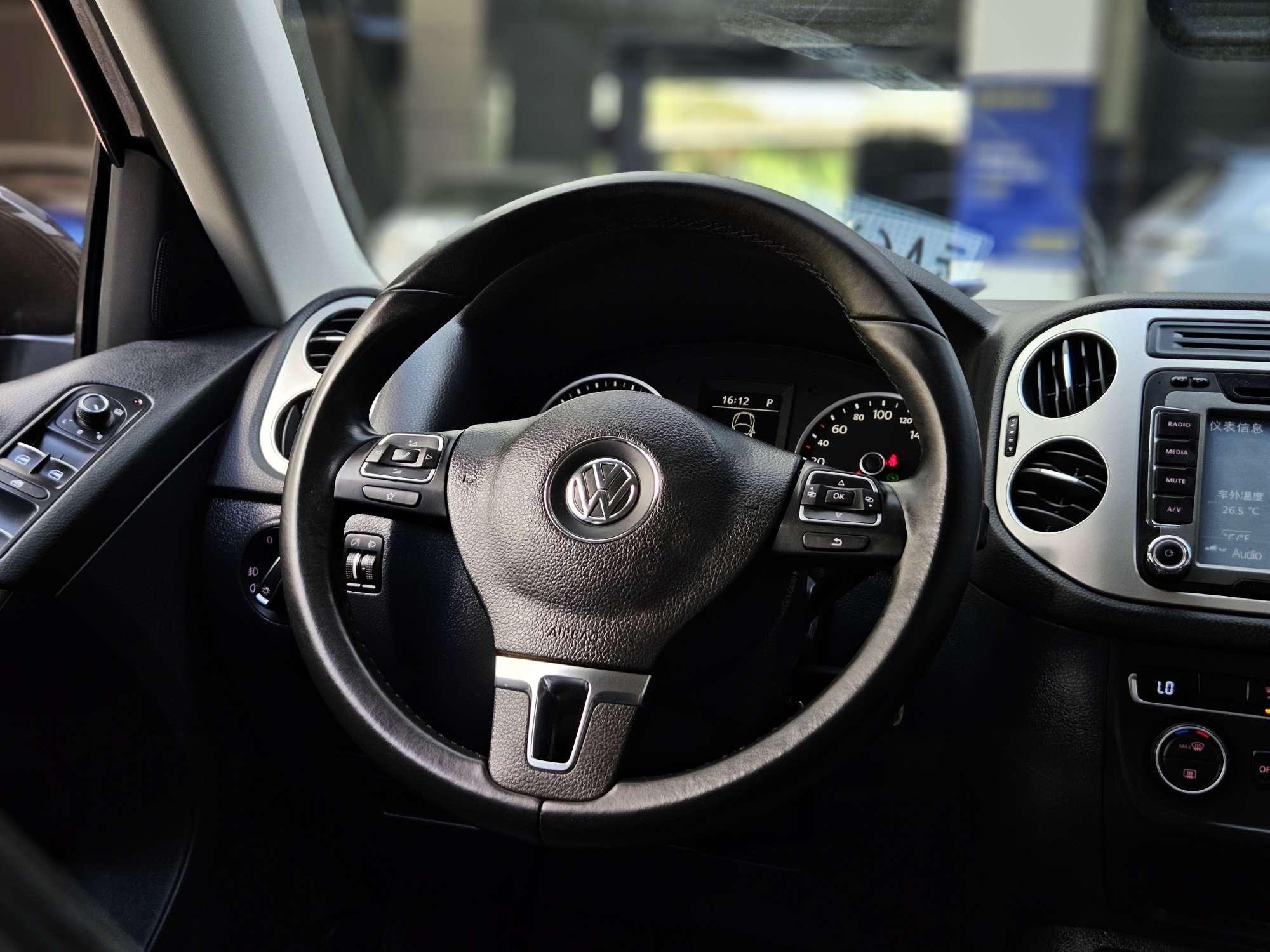 Volkswagen Tiguan 2013 thumb 11
