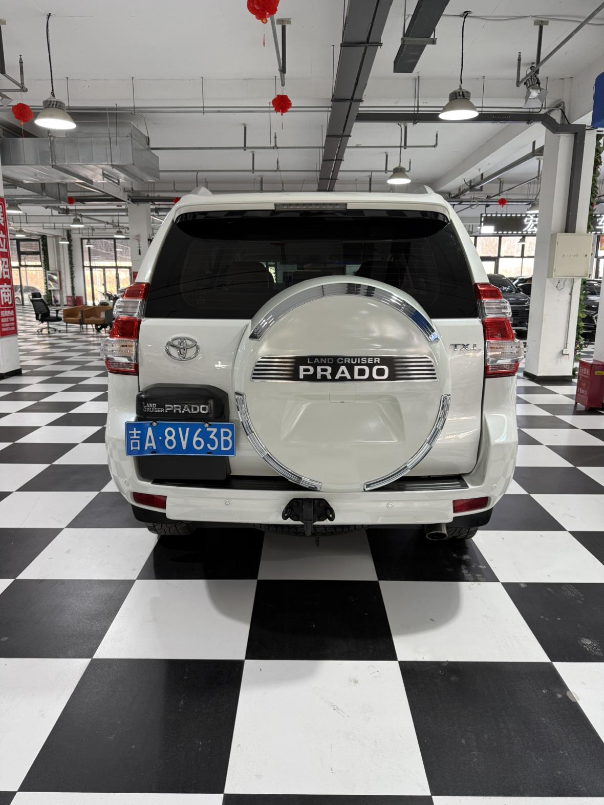 Toyota Land Cruiser Prado 2013 thumb 3