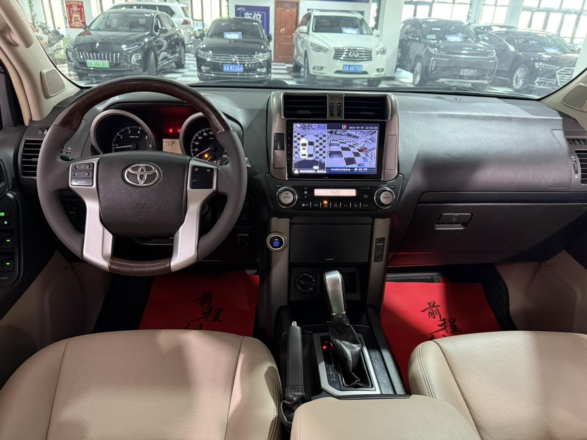Toyota Land Cruiser Prado 2013 thumb 9