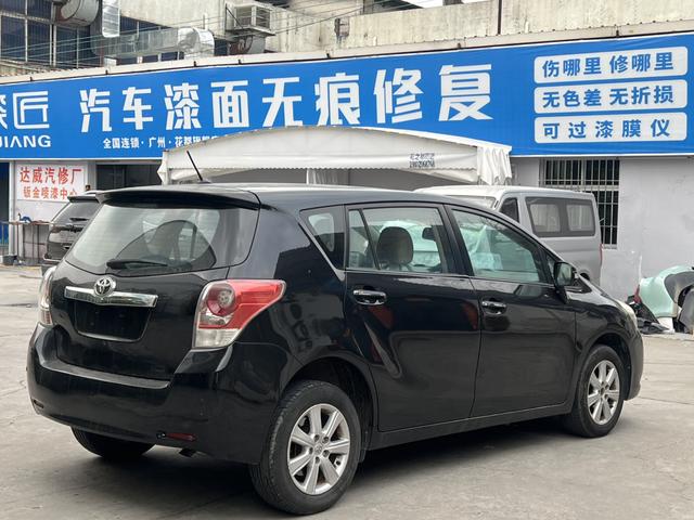 Toyota Izoa 2012 thumb 3