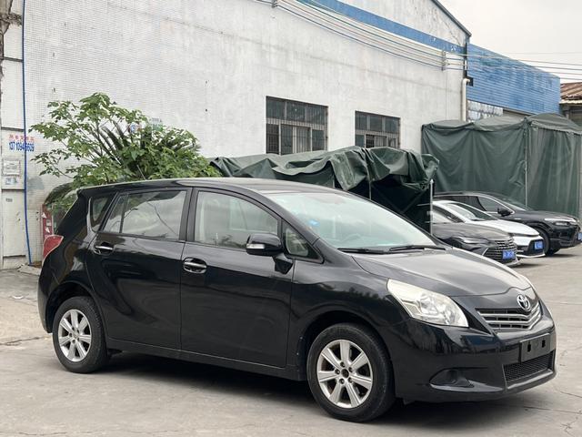 Toyota Izoa 2012 thumb 10