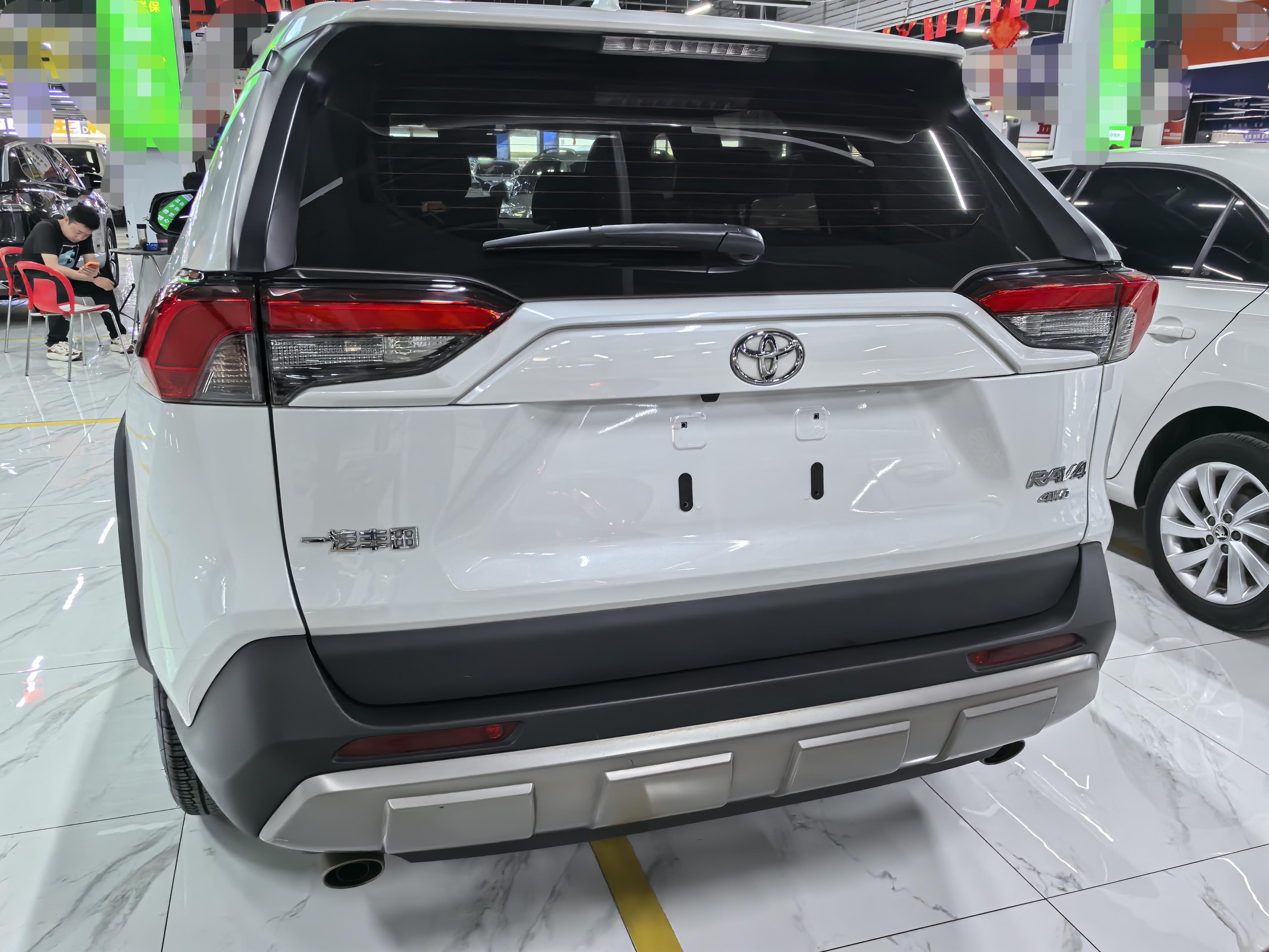 Toyota RAV4 2022 thumb 2
