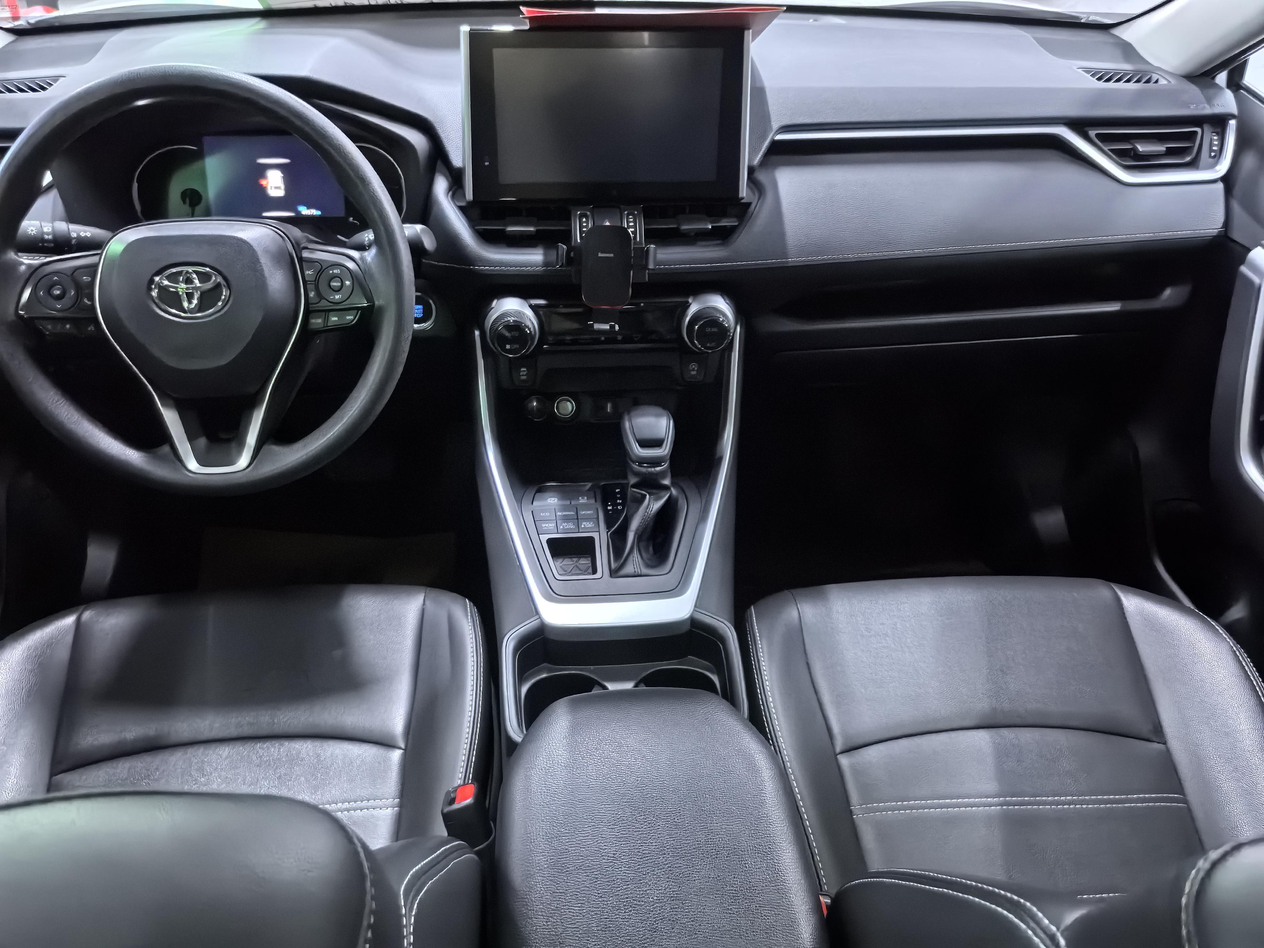 Toyota RAV4 2022 thumb 6