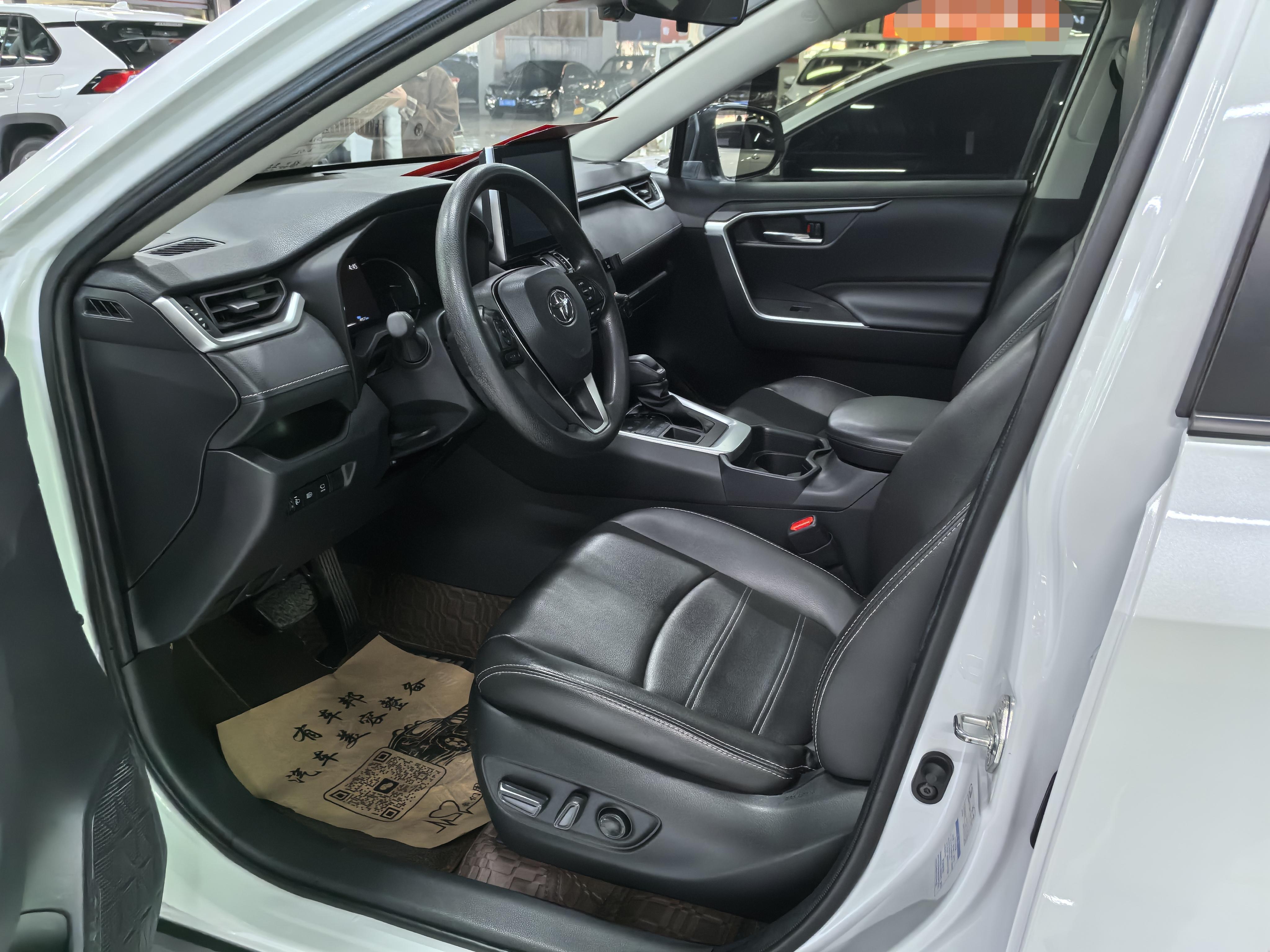 Toyota RAV4 2022 thumb 8