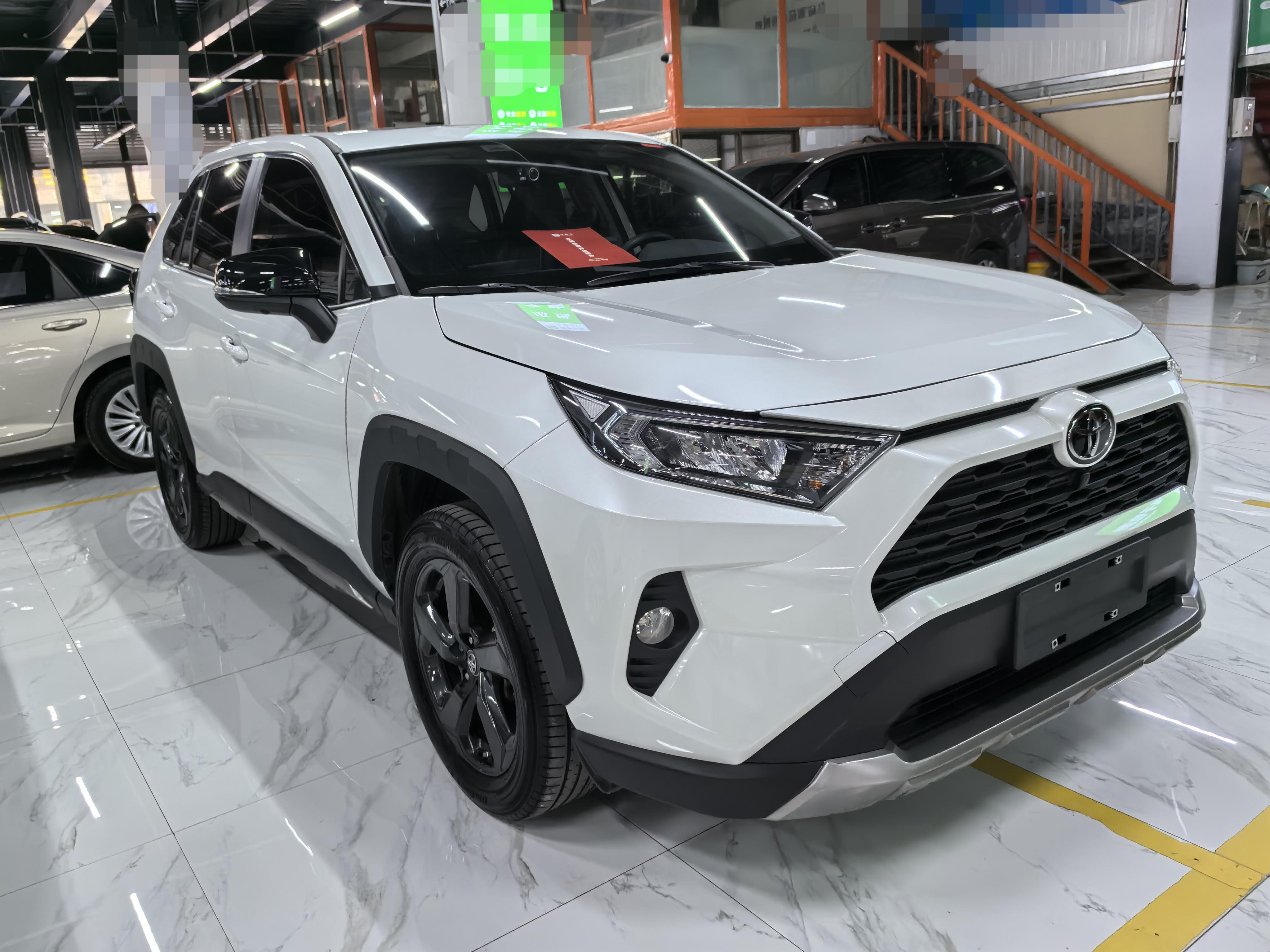 Toyota RAV4 2022 thumb 12
