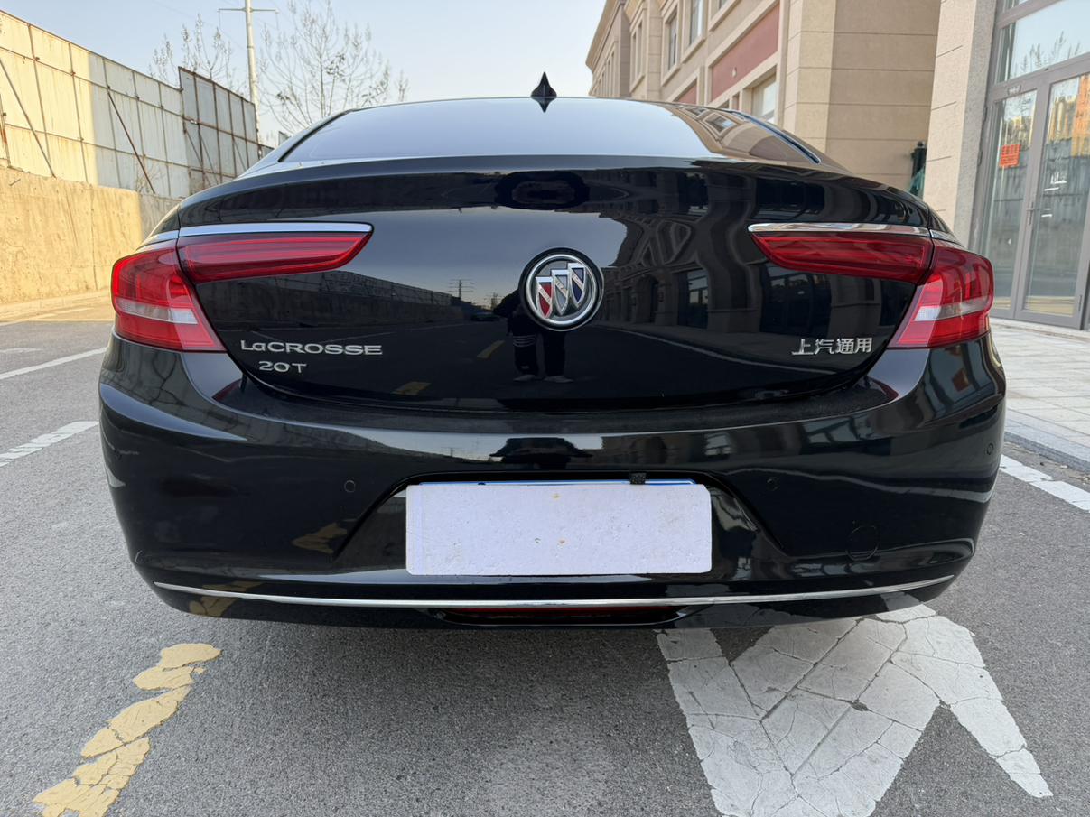 Buick LaCrosse 2018 thumb 3