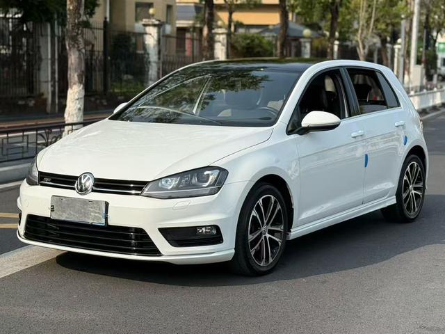 Volkswagen Golf Sportsvan 2016 thumb 8