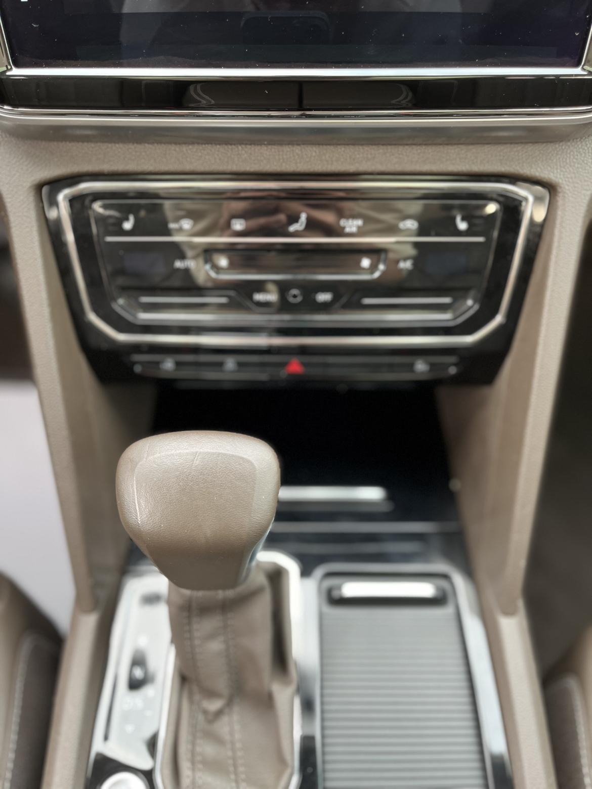 Volkswagen Viloran 2020 thumb 9
