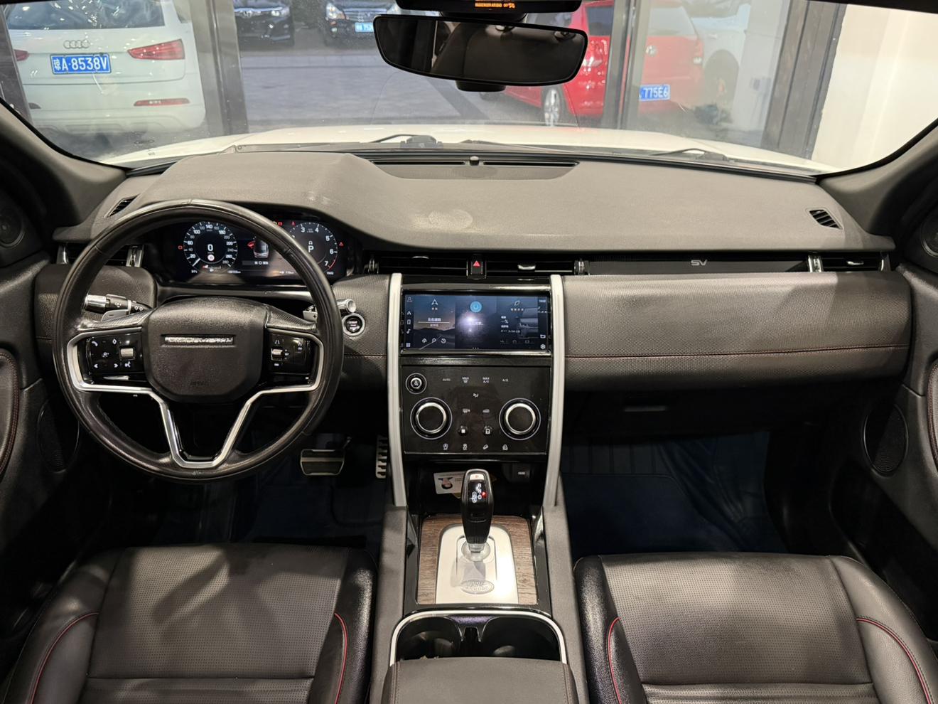 Land Rover Discovery Sport 2022 thumb 5